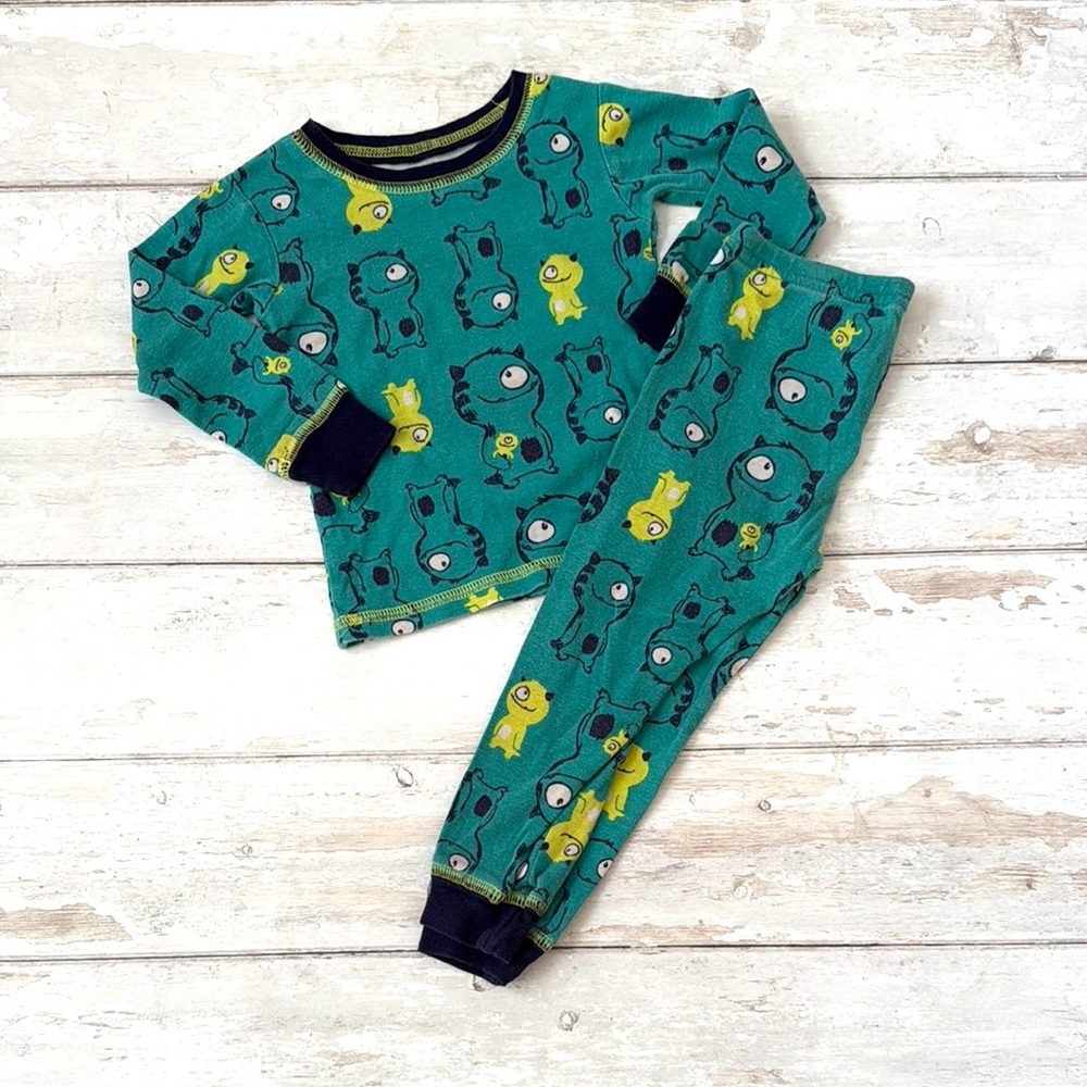 Carters 2T Boys Pajama Set Long Sleeves Blue Green Monster Print Toddler Size 2